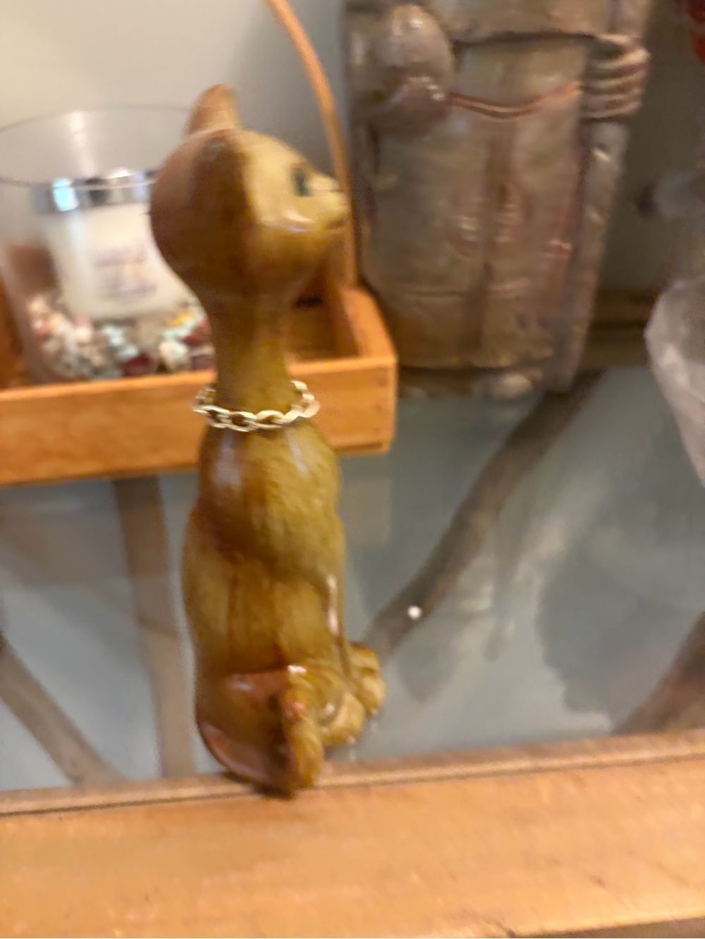 Vintage Decorative Cat Figurine w green gem eyes and necklace. Wood. - Picture 7 of 12
